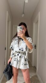 Gray Mickey Mouse Print Lounge Set