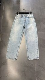 Mom Fit Jeans - Image 3