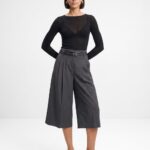 Bermuda Trousers with belt